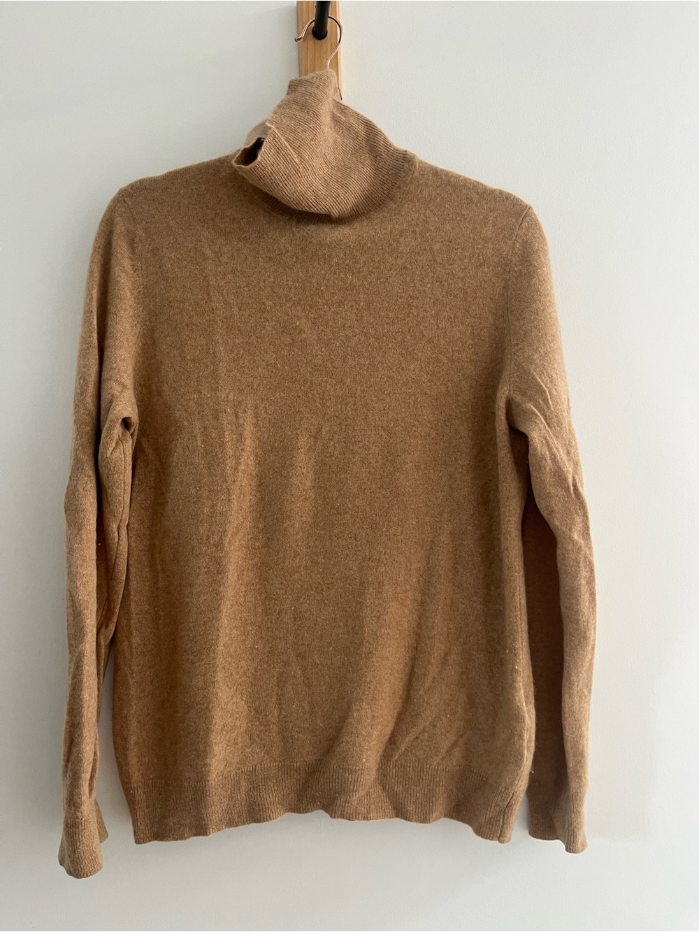 100% Cashmere Camel Turtleneck Sweater